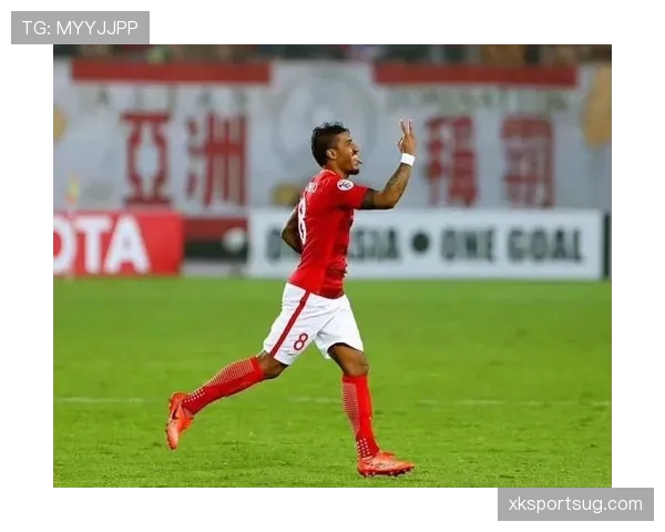 保利尼奥本赛季中场高位抢断撕开防线彰显角色进化